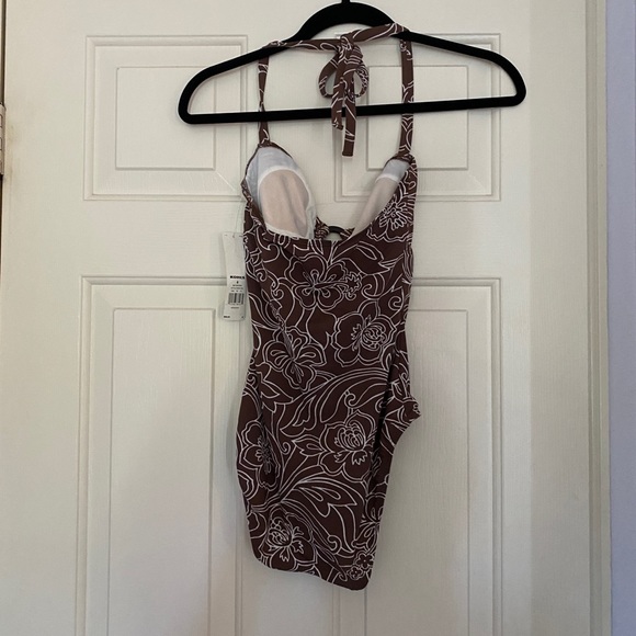 one piece bathing suit - Picture 2 of 3